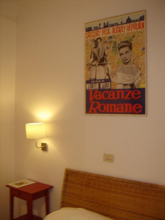 Bed & Breakfast Flavia 84 Рим Номер фото